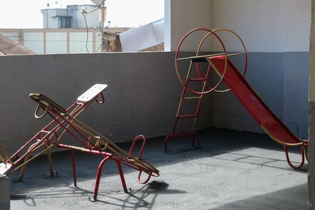 Apartamento para alugar com 60m², 2 quartos e sem vaga Apartamento para alugar com 60m², 2 quartos e sem vagaÁrea comum - Playground