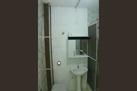 Banheiro de apartamento para alugar com 2 quartos, 60m² em Centro, Nova Iguaçu