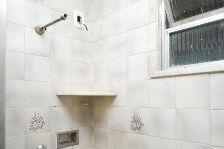 Apartamento para alugar com 60m², 2 quartos e sem vaga Apartamento para alugar com 60m², 2 quartos e sem vagaBanheiro