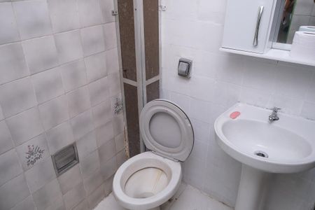 Apartamento para alugar com 60m², 2 quartos e sem vaga Apartamento para alugar com 60m², 2 quartos e sem vagaBanheiro