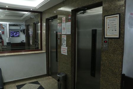Apartamento para alugar com 60m², 2 quartos e sem vagaPortaria