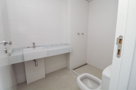 Apartamento à venda com 124m², 3 quartos e 2 vagasBanheiro da Suíte 2