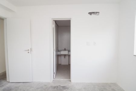 Apartamento à venda com 124m², 3 quartos e 2 vagasSuíte 2