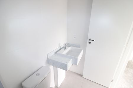Apartamento à venda com 71m², 2 quartos e 1 vagaQuarto 2 - Banheiro