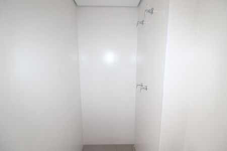 Apartamento à venda com 71m², 2 quartos e 1 vagaQuarto 2 - Banheiro