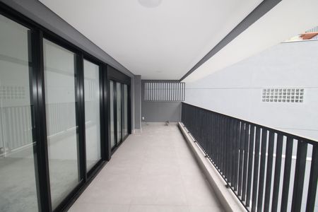 Apartamento à venda com 58m², 1 quarto e 1 vagaSala / Cozinha - Varanda