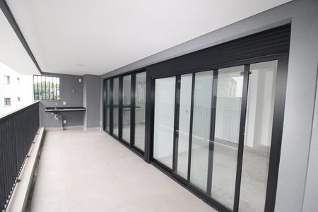 Apartamento à venda com 58m², 1 quarto e 1 vagaSala / Cozinha - Varanda