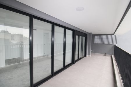 Apartamento à venda com 58m², 1 quarto e 1 vagaSala / Cozinha - Varanda