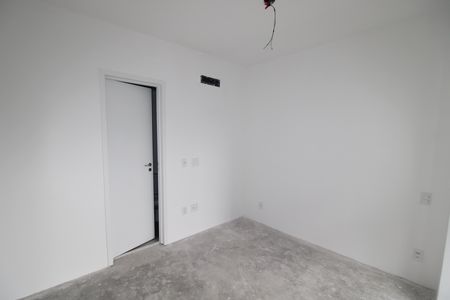Apartamento à venda com 71m², 2 quartos e 1 vagaQuarto 2