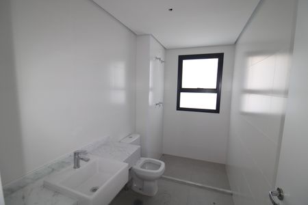 Apartamento à venda com 137m², 3 quartos e 2 vagasQuarto 3 - Banheiro