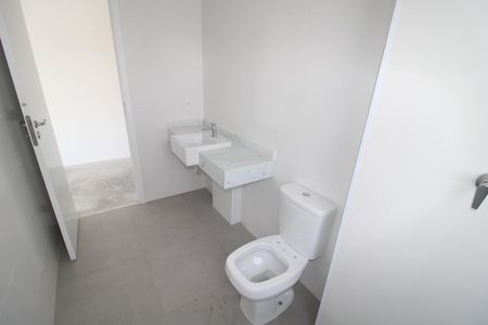 Apartamento à venda com 137m², 3 quartos e 2 vagasQuarto 3 - Banheiro