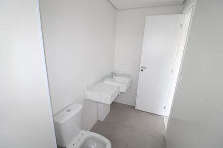 Apartamento à venda com 137m², 3 quartos e 2 vagasQuarto 1 - Banheiro