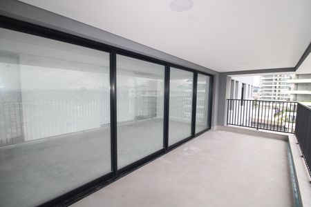 Apartamento à venda com 119m², 3 quartos e 2 vagasSala / Cozinha - Varanda