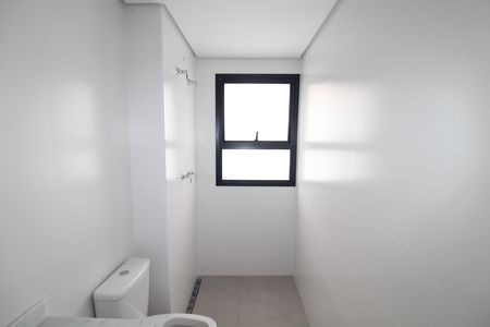 Apartamento à venda com 117m², 3 quartos e 2 vagasQuarto 1 - Banheiro