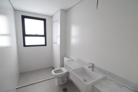 Apartamento à venda com 119m², 3 quartos e 2 vagasQuarto 3 - Banheiro