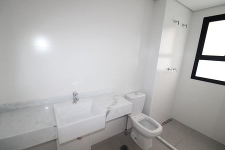 Apartamento à venda com 118m², 3 quartos e 2 vagasQuarto 1 - Banheiro