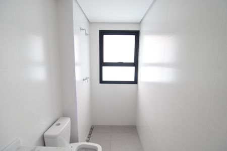 Apartamento à venda com 118m², 3 quartos e 2 vagasQuarto 1 - Banheiro