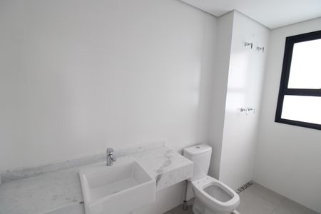 Apartamento à venda com 118m², 3 quartos e 2 vagasQuarto 1 - Banheiro