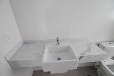 Apartamento à venda com 117m², 3 quartos e 2 vagasQuarto 1 - Banheiro