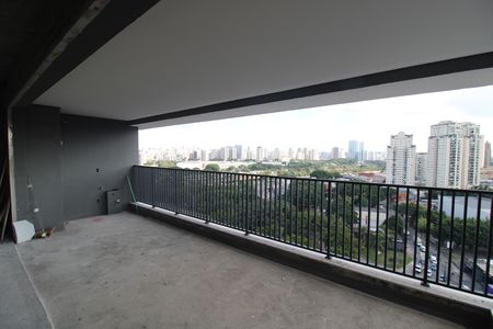 Apartamento à venda com 223m², 4 quartos e 3 vagasSala / Cozinha