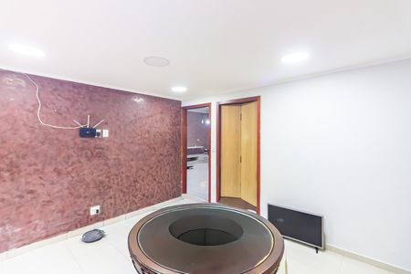 Casa à venda com 234m², 4 quartos e 2 vagasSuíte 