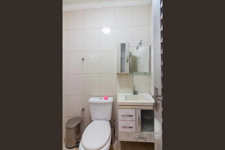 Casa à venda com 234m², 4 quartos e 2 vagasBanheiro de Serviço