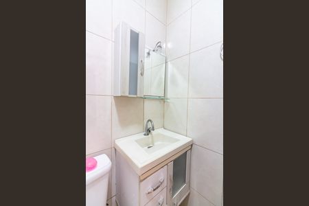 Casa à venda com 234m², 4 quartos e 2 vagasBanheiro de Serviço