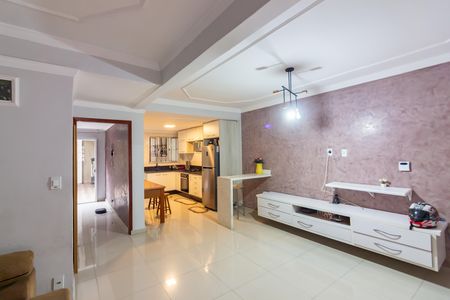 Casa à venda com 234m², 4 quartos e 2 vagasSala 