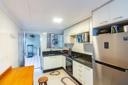 Casa à venda com 234m², 4 quartos e 2 vagasCozinha 