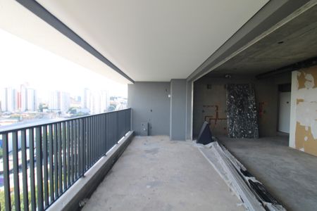 Apartamento à venda com 222m², 3 quartos e 3 vagasSala / Cozinha