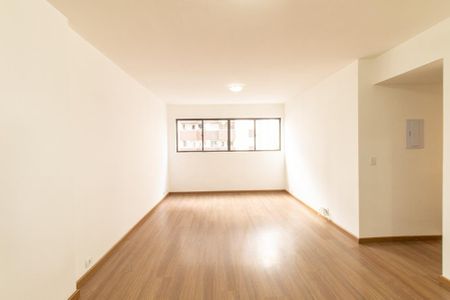Sala de apartamento à venda com 1 quarto, 90m² em Cristo Rei, Curitiba