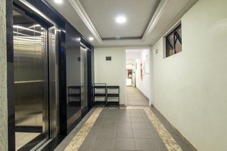 Apartamento à venda com 90m², 1 quarto e 1 vaga Apartamento à venda com 90m², 1 quarto e 1 vagaHall de entrada