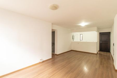 Sala de apartamento à venda com 1 quarto, 90m² em Cristo Rei, Curitiba