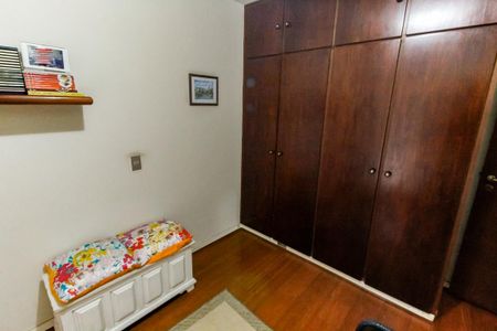 Apartamento à venda com 187m², 4 quartos e 3 vagas Apartamento à venda com 187m², 4 quartos e 3 vagasSuíte 2