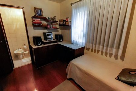 Apartamento à venda com 187m², 4 quartos e 3 vagas Apartamento à venda com 187m², 4 quartos e 3 vagasSuíte 1