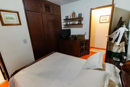 Apartamento à venda com 187m², 4 quartos e 3 vagas Apartamento à venda com 187m², 4 quartos e 3 vagasSuíte 3