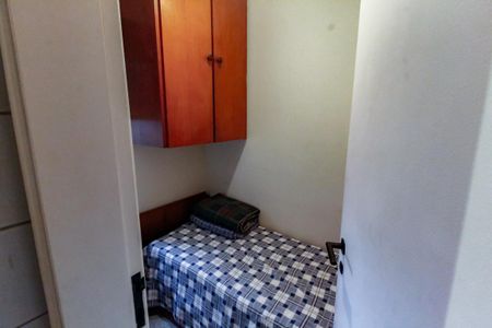 Apartamento à venda com 187m², 4 quartos e 3 vagas Apartamento à venda com 187m², 4 quartos e 3 vagasQuarto de Serviço 2