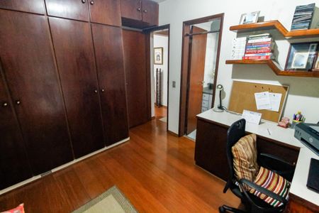 Apartamento à venda com 187m², 4 quartos e 3 vagas Apartamento à venda com 187m², 4 quartos e 3 vagasSuíte 2