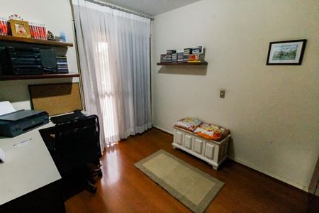 Apartamento à venda com 187m², 4 quartos e 3 vagas Apartamento à venda com 187m², 4 quartos e 3 vagasSuíte 2