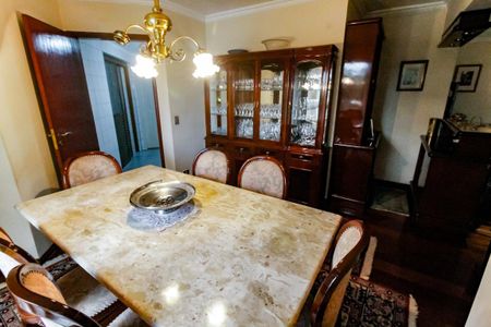 Apartamento à venda com 187m², 4 quartos e 3 vagas Apartamento à venda com 187m², 4 quartos e 3 vagasSala 2 - Jantar