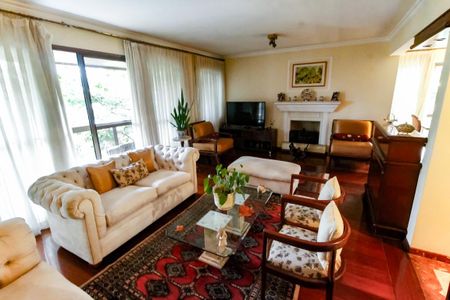 Apartamento à venda com 187m², 4 quartos e 3 vagas Apartamento à venda com 187m², 4 quartos e 3 vagasSala 1