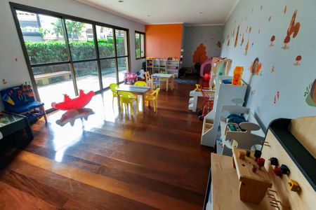 Apartamento à venda com 187m², 4 quartos e 3 vagas Apartamento à venda com 187m², 4 quartos e 3 vagasBrinquedoteca