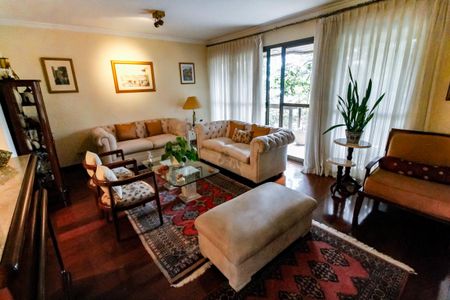 Apartamento à venda com 187m², 4 quartos e 3 vagas Apartamento à venda com 187m², 4 quartos e 3 vagasSala 1
