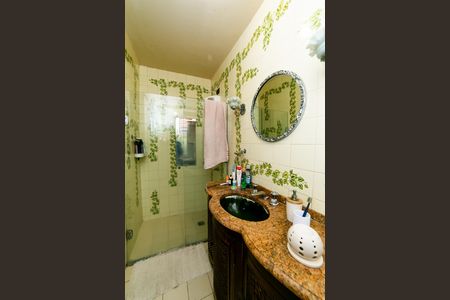 Apartamento para alugar com 150m², 5 quartos e 2 vagas Apartamento para alugar com 150m², 5 quartos e 2 vagasBanheiro da Suíte