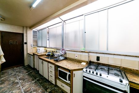 Apartamento para alugar com 150m², 5 quartos e 2 vagas Apartamento para alugar com 150m², 5 quartos e 2 vagasCozinha