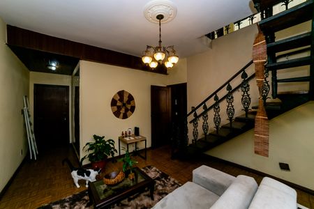 Apartamento para alugar com 150m², 5 quartos e 2 vagas Apartamento para alugar com 150m², 5 quartos e 2 vagasSala