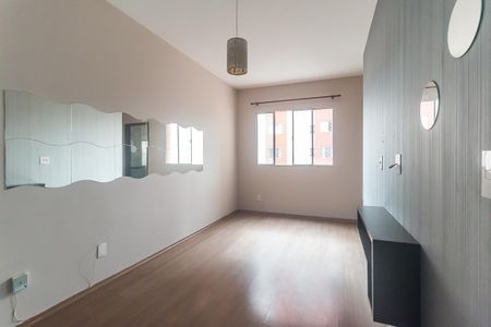 Sala de apartamento para alugar com 2 quartos, 60m² em Nova Mogilar, Mogi das Cruzes