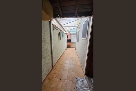 Casa de condomínio para alugar com 50m², 2 quartos e 1 vaga Casa de condomínio para alugar com 50m², 2 quartos e 1 vagaCorredor