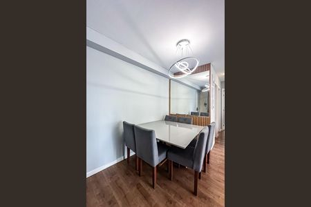 Apartamento à venda com 73m², 2 quartos e 1 vagaSala de Jantar