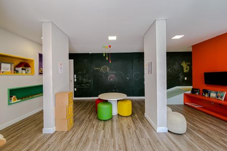 Apartamento à venda com 73m², 2 quartos e 1 vagaÁrea comum
